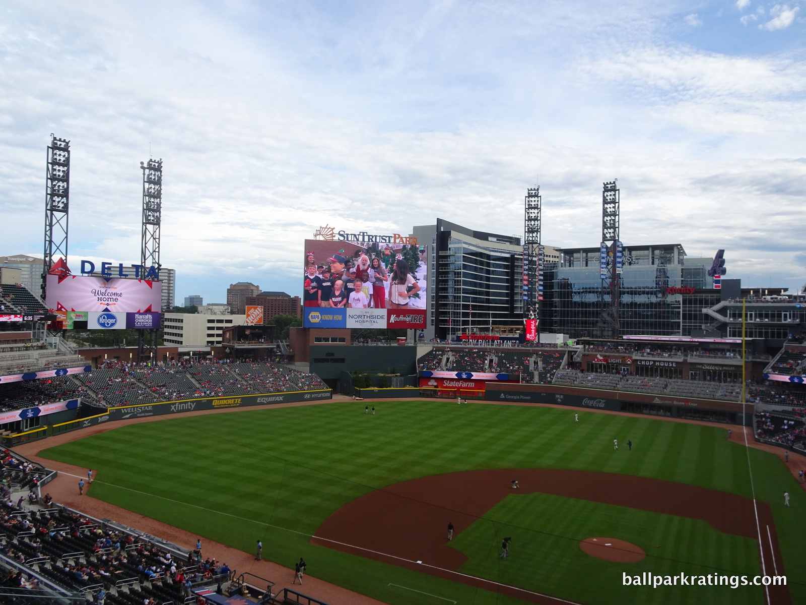 Braves unveil SunTrust Park Chop House