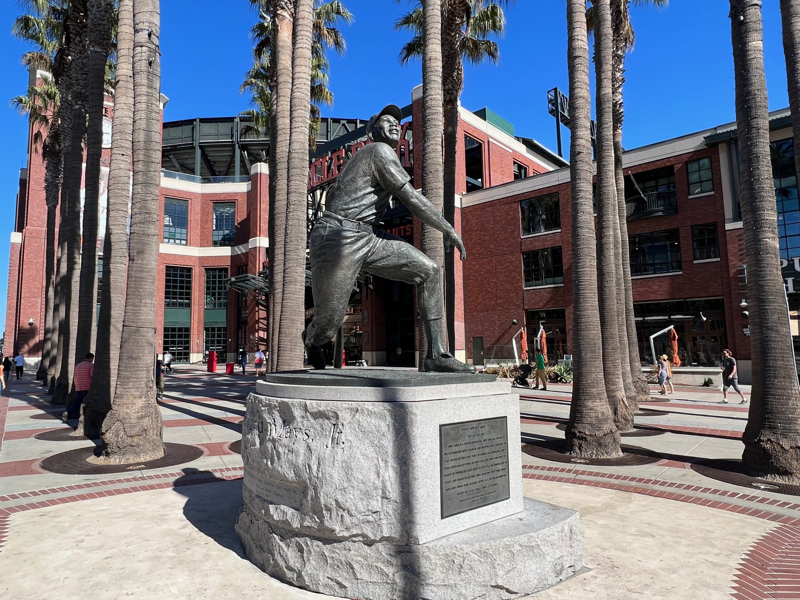 Cepeda honored with his own statue at the ballpark