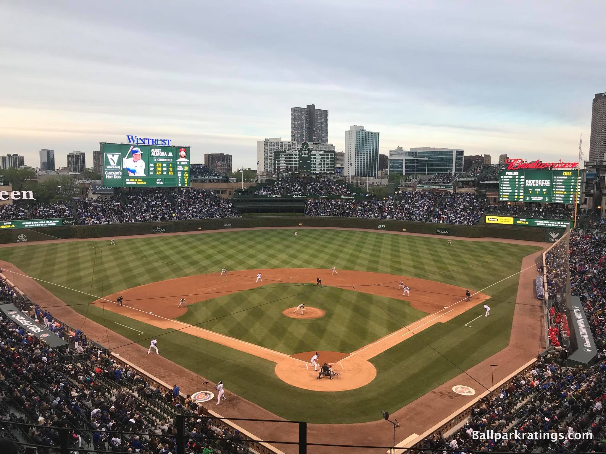 Chicago Cubs unveil Wrigley Field Jumbotron, triangle plaza