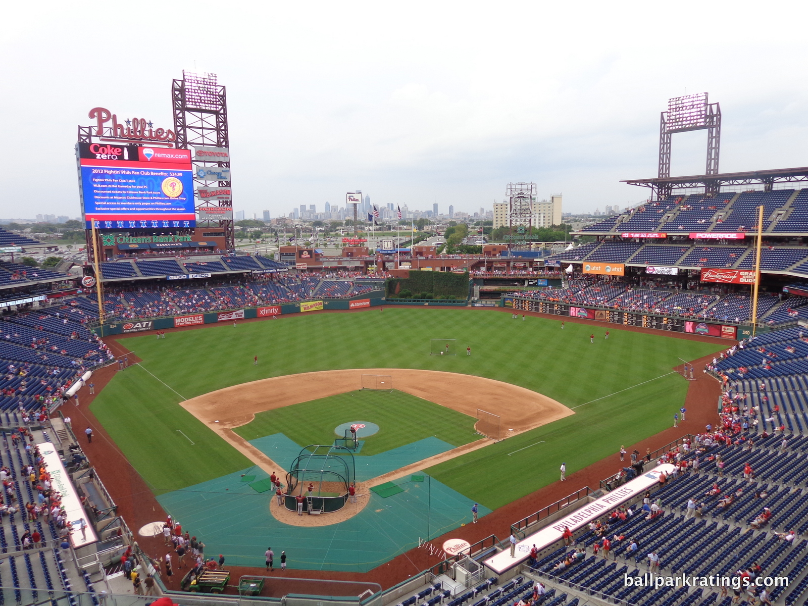 Ranking the best items to buy at Citizens Bank Park this season