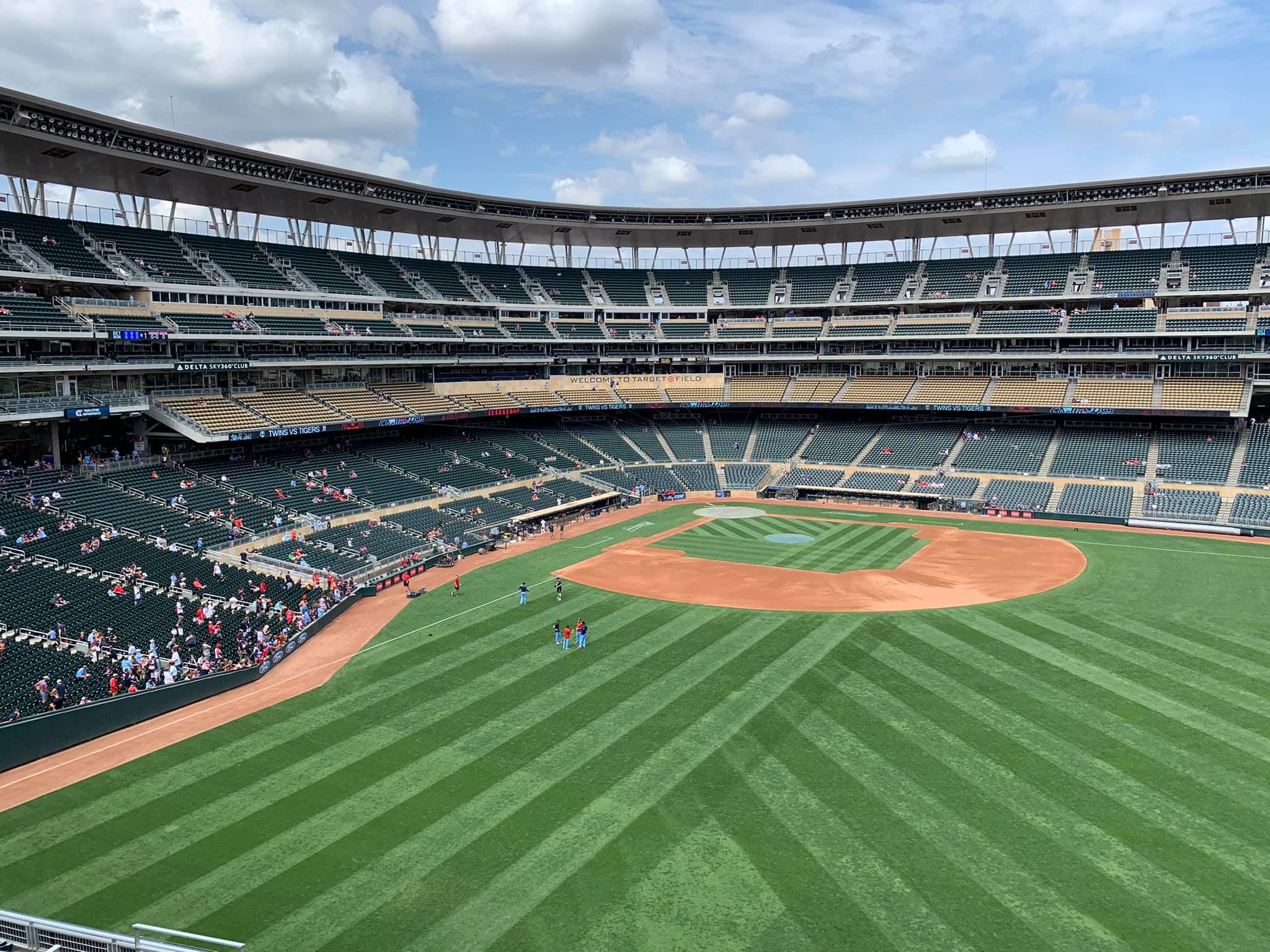 Roundtable: Target Field Among Baseball's Best Ballparks - Twins