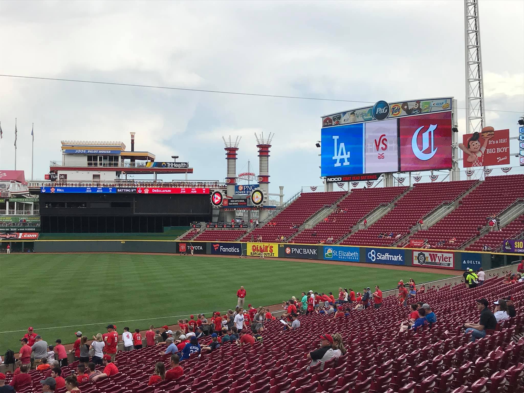 Ballpark Quirks: The Gap highlights the Reds' Great American Ballpark in  Cincinnati - Sports Illustrated