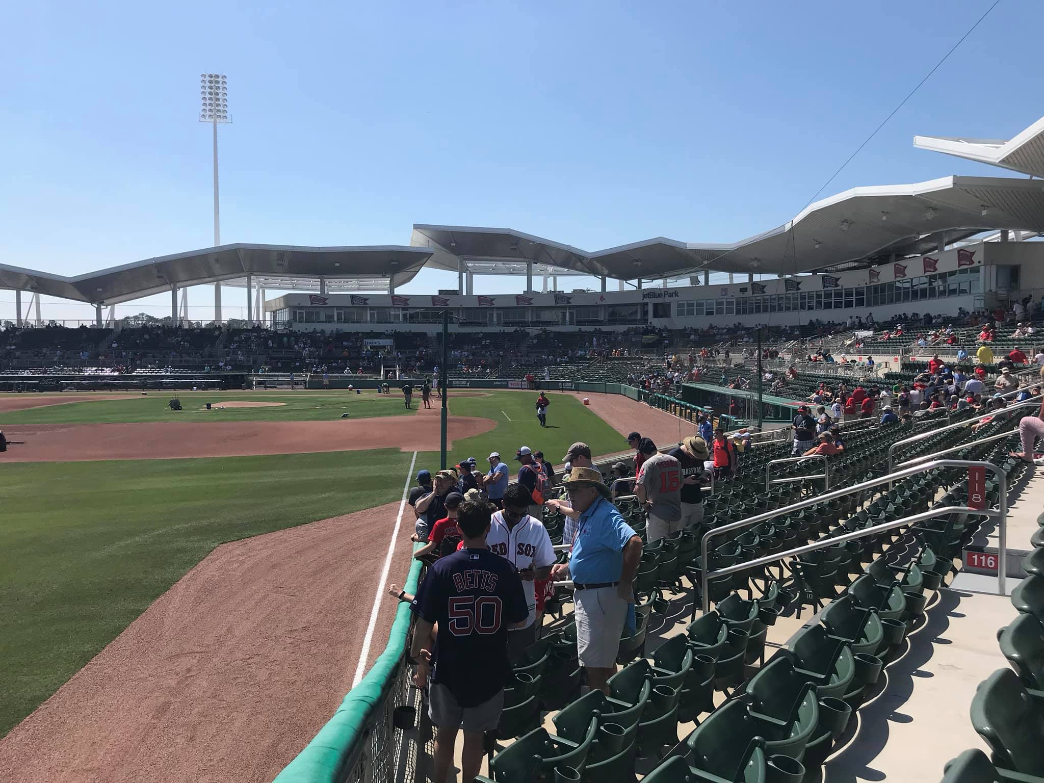 MLB Cathedrals on X: Got to love that the #RedSox spring training home JetBlue  Park has the exact same wall heights and distances as Fenway.   / X
