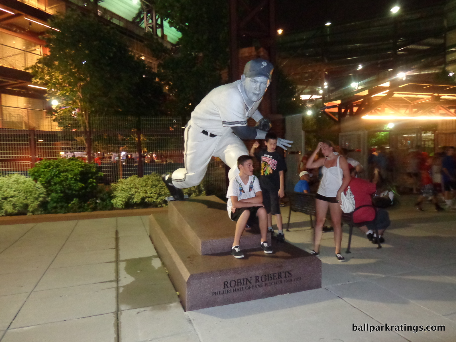 Robin Roberts statue Citizens Bank Park