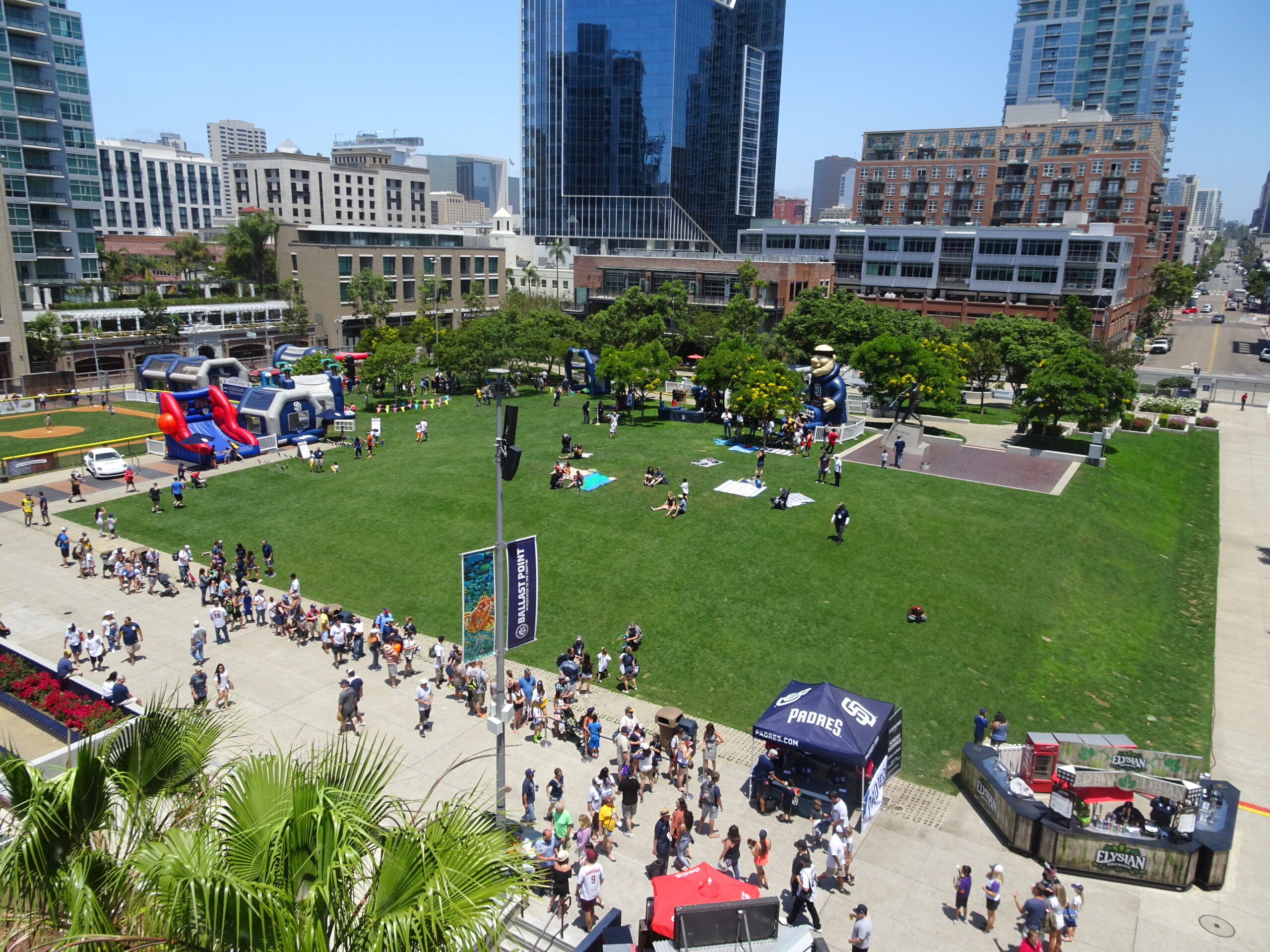 Padres to increase Petco Park capacity, open concession stands for