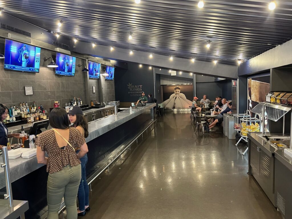 Yankee Stadium DraftKings Sportsbook Lounge