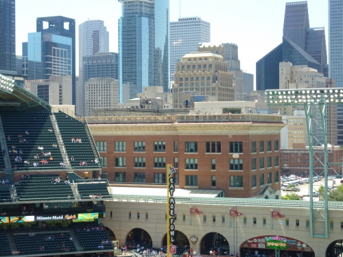 Minute Maid Park batter's eye undergoing changes after players